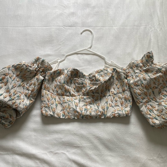 Callie Top - Picture 2 of 4